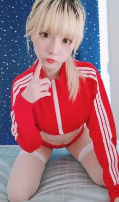 妈妈的朋友泡妞_蓝光高清免费观看